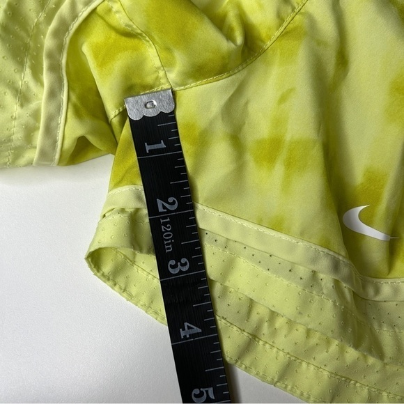 Nike Women's Surf to Sport Tempo Running Short in Luminous Green - Picture 6 of 6